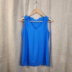 Rose + Olive Lightweight Tank Top Blouse‎ Women's XS Blue V-Neck Ruffle Pleated